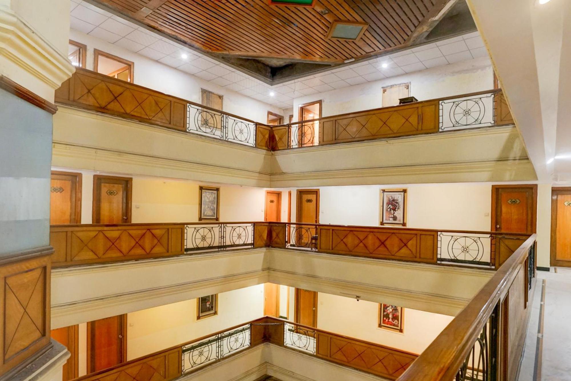 Super Townhouse Subhash Nagar Formerly Royal Palazzo Джайпур Екстериор снимка