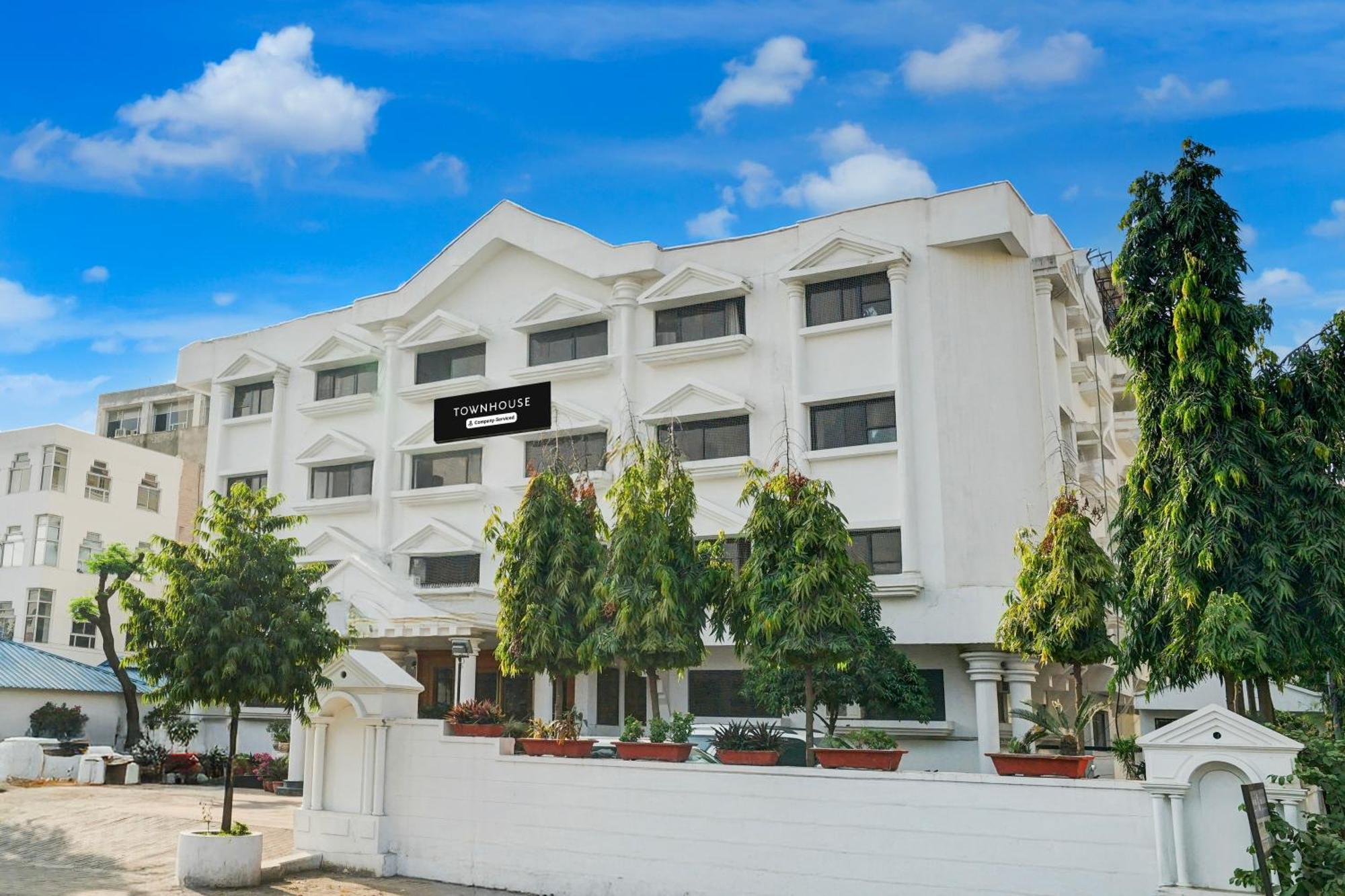 Super Townhouse Subhash Nagar Formerly Royal Palazzo Джайпур Екстериор снимка